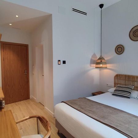 Casa Du Soleil Hostal Boutique Madrid Exteriör bild