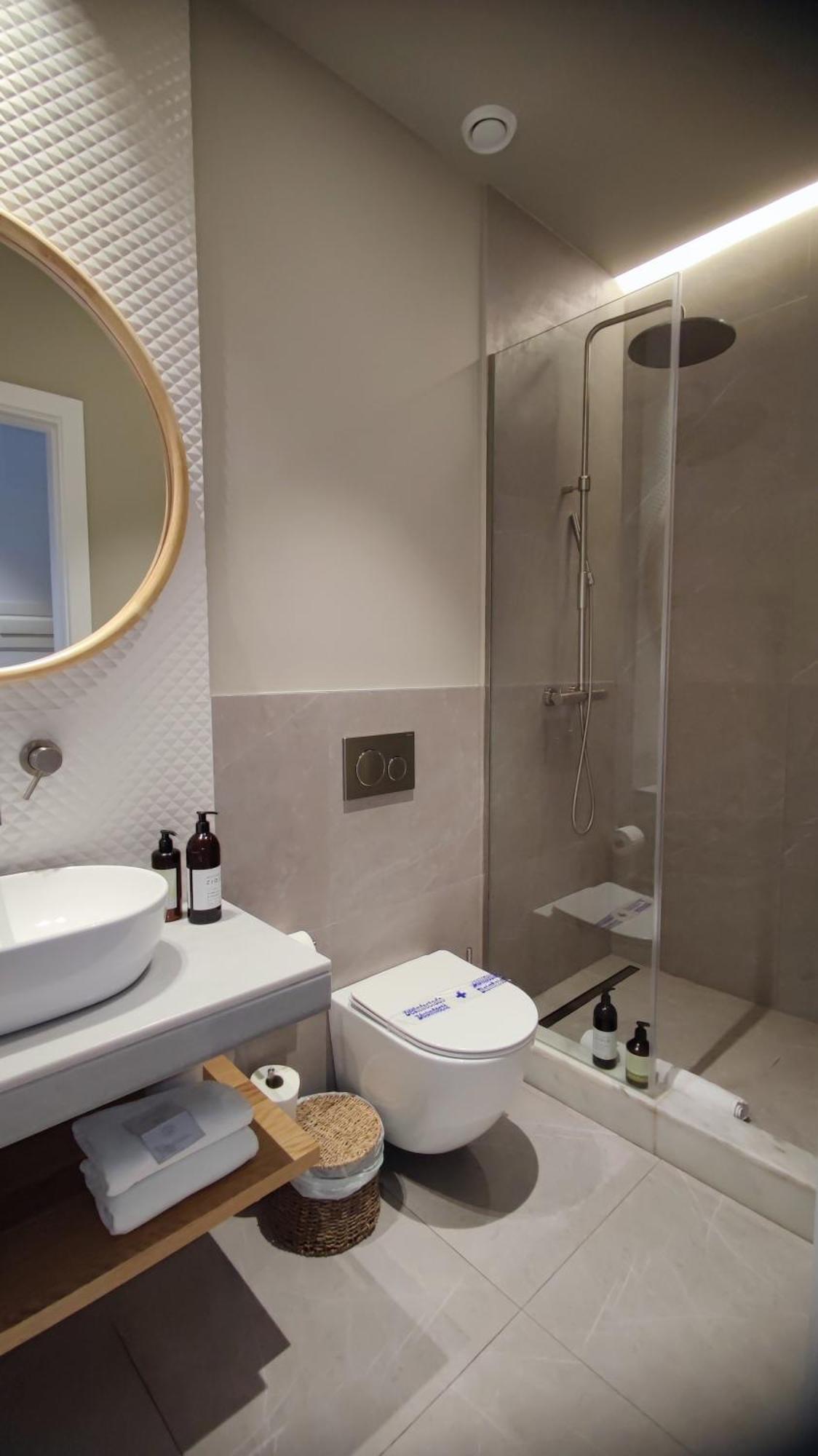 Casa Du Soleil Hostal Boutique Madrid Exteriör bild